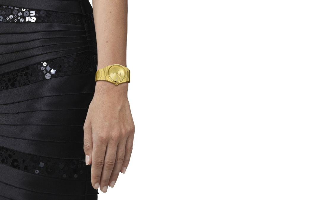 經(jīng)典雋永與潮流新意結(jié)合重塑天梭表PRX復(fù)古新浪潮