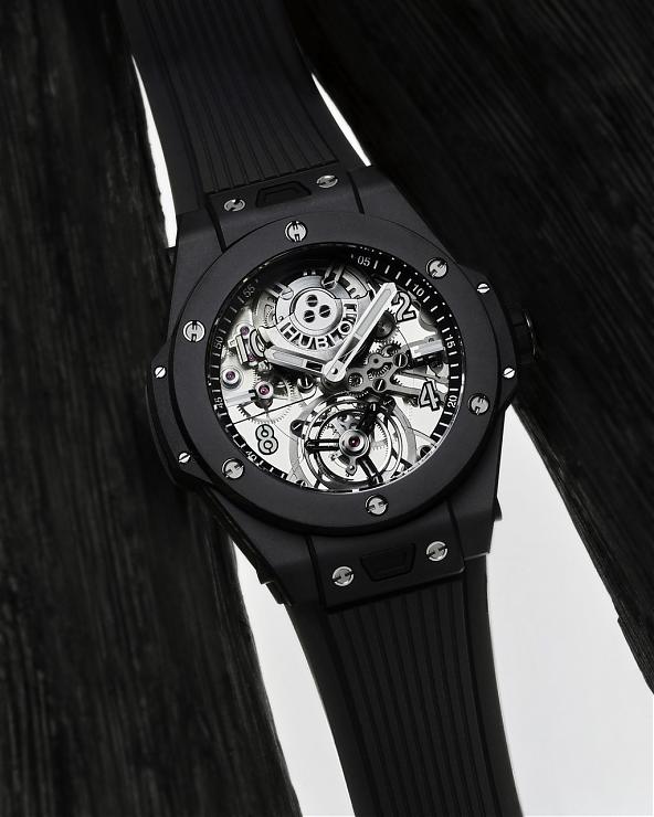 HUBLOT - 開創(chuàng)高性能復(fù)雜功能腕表的全新面貌宇舶大爆炸系列魔力黑陶瓷陀飛輪腕表