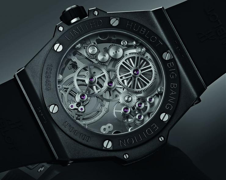 HUBLOT - 開創(chuàng)高性能復(fù)雜功能腕表的全新面貌宇舶大爆炸系列魔力黑陶瓷陀飛輪腕表