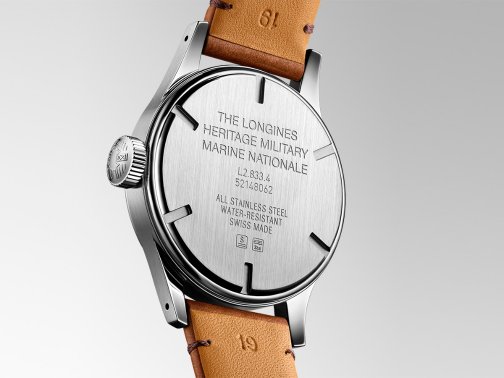 浪琴推出復古Heritage系列腕表，參照1947法國海軍手表