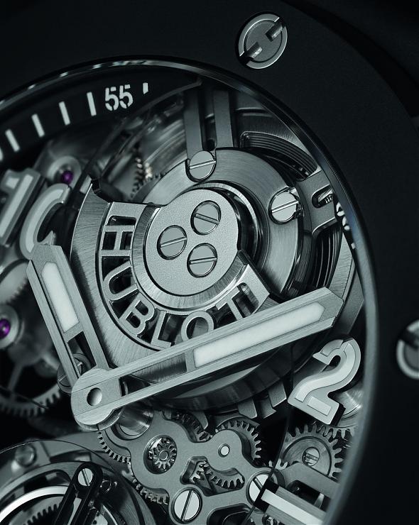 HUBLOT - 開創(chuàng)高性能復(fù)雜功能腕表的全新面貌宇舶大爆炸系列魔力黑陶瓷陀飛輪腕表