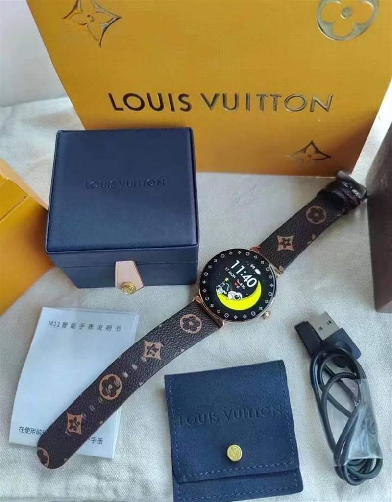 站西復(fù)刻表會(huì)出現(xiàn)一眼假嗎,復(fù)刻表能去專柜對比嗎