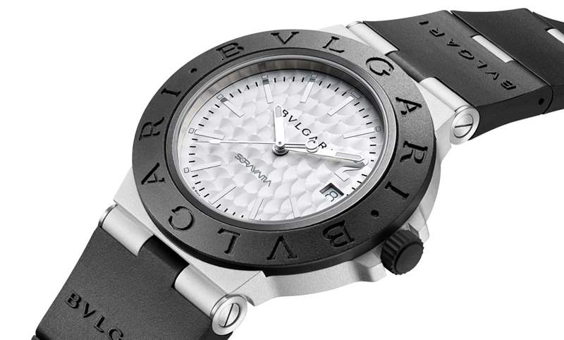 寶格麗與日本藝術家空山基攜手打造BVLGARI Aluminium Sorayma特別版