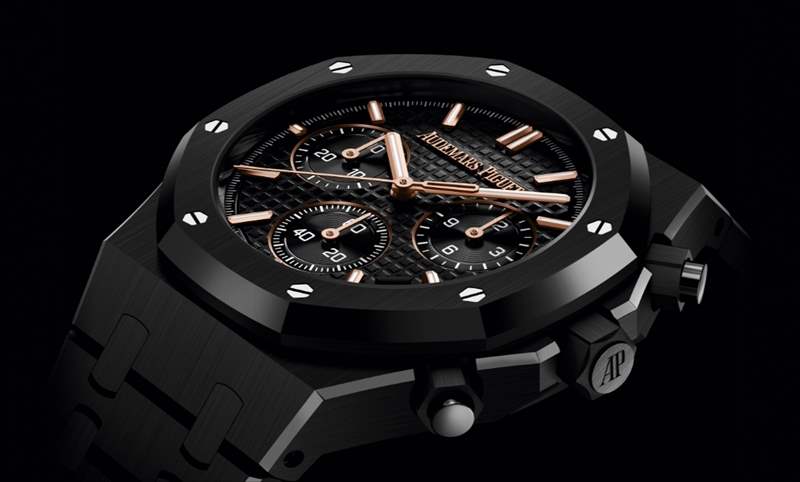 愛彼黑陶瓷旋風(fēng)再起，Royal Oak皇家橡樹系列41毫米自動上鏈計時碼表