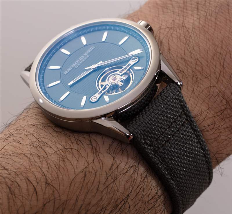 觀看評論：Raymond Weil 自由職業者 RW1212