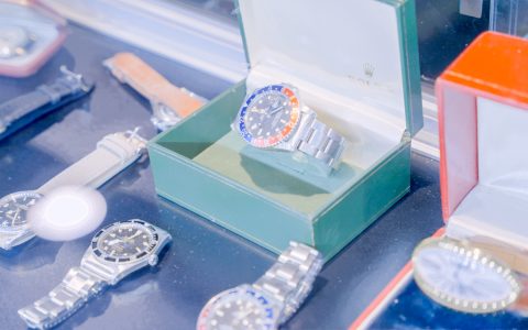 邀請：通過 aBlogtoWatch 從洛杉磯的 eBay 賣家處交易和購買手表和其他奢侈品