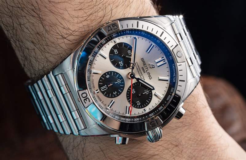 動(dòng)手：百年靈 Chronomat B01 42 手表