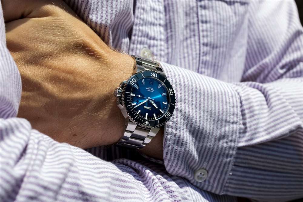 豪利時(shí) Aquis Calibre 400