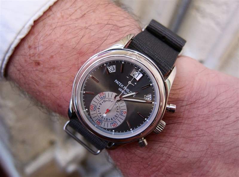 北約表帶上的百達(dá)翡麗 5960