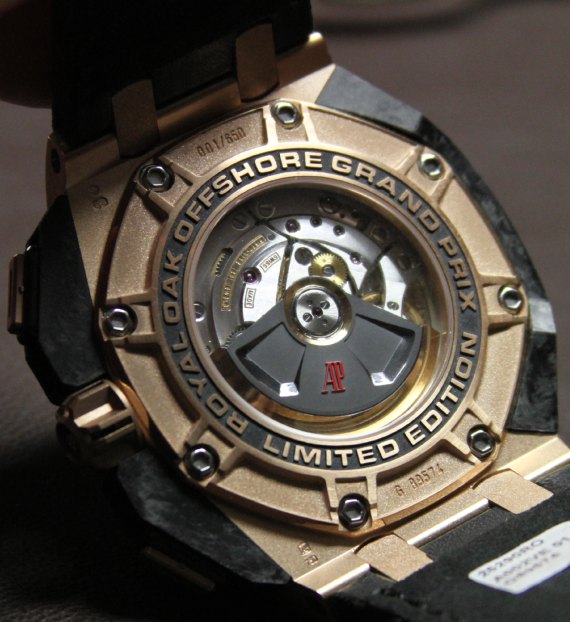 愛(ài)彼皇家橡樹(shù)離岸陶瓷限量版腕表