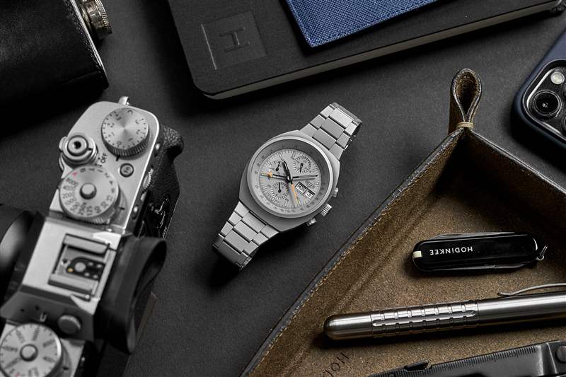 1980年代豪雅計時碼表Ref.?510.503帶青灰色PVD涂層表殼