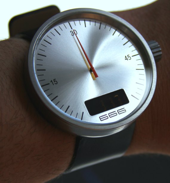 666巴塞羅那Barcelona極簡(jiǎn)主義手表