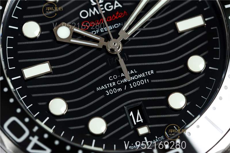 SBF廠歐米茄海馬300黑V3版怎么樣,VS廠V3版海馬300機(jī)芯添加小砝碼