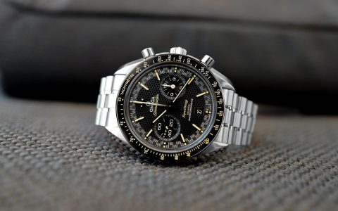 歐米茄(Omega)的推出為超霸超級賽車設(shè)立了新的精準(zhǔn)標(biāo)準(zhǔn)