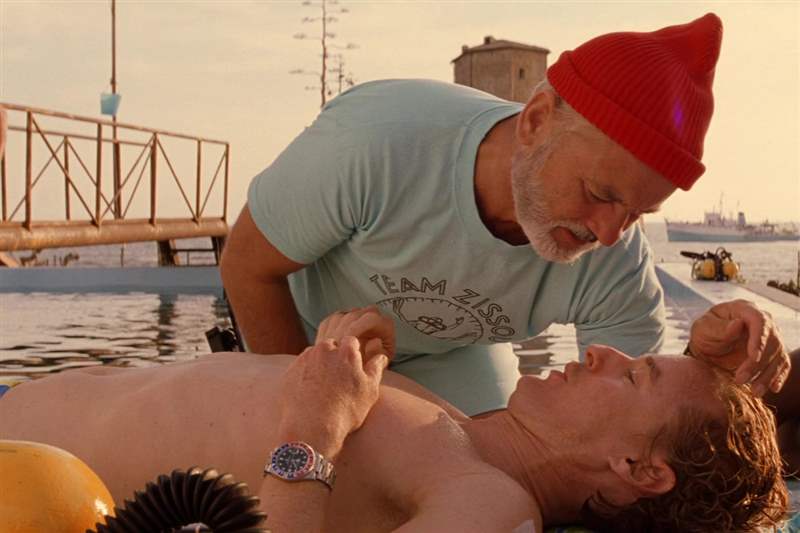 歐文·威爾遜在“史蒂夫·齊蘇的水生世界”中帶著勞力士百事可樂(lè)GMT出海