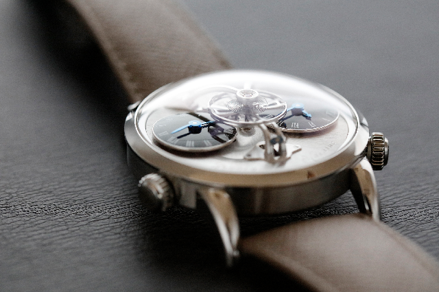 這件來(lái)自MB&F的獨(dú)特作品改變了我們對(duì)表耳的了解