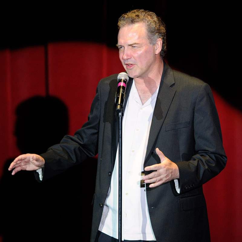 周末圍捕牧場風(fēng)味鱷魚、英雄夫婦和湖洞