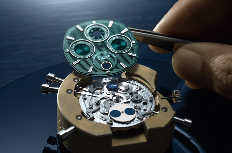 伯爵不銹鋼Polo運動表首度推出超薄萬年歷功能