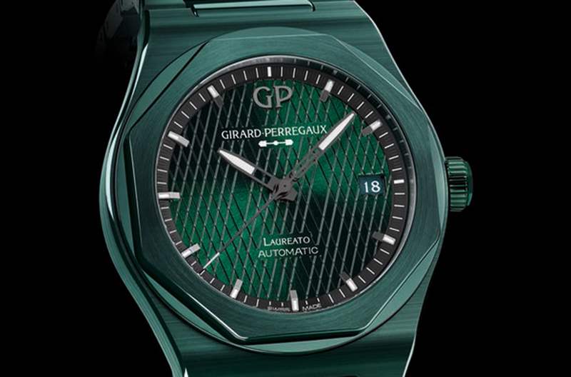 GP芝柏表最新ASTON MARTIN Laureato聯名表罕見啟用“英國賽車綠”陶瓷表殼鏈帶