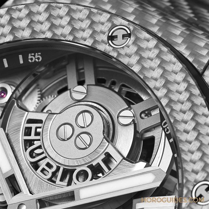 HUBLOT - HUBLOT BIG BANG陀飛輪全碳纖維鏈帶腕表材質(zhì)大師的輕量化杰作