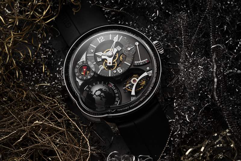 高珀富斯在日內(nèi)瓦鐘表日推出麥克風(fēng)