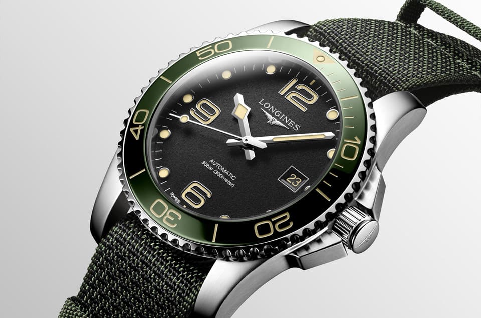 浪琴表深海征服者“浪鬼“改換叢林綠陶瓷表圈搭黑面僅限單一管道發售