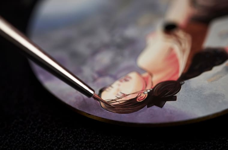 致敬經(jīng)典情色漫畫40周年里程碑雅典表打造米羅馬那哈聯(lián)名彩繪限量藝術表