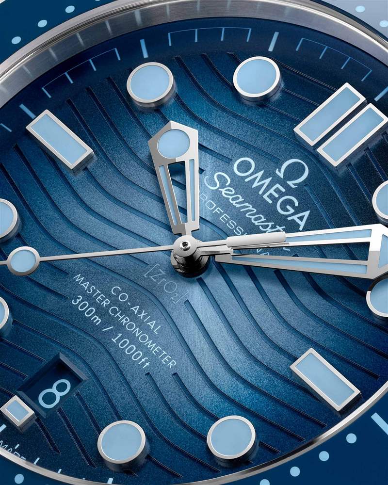『新表』歐米茄推出8枚Seamaster 75th Anniversary Summer Blue海馬系列75周年腕表：藍色的變幻
