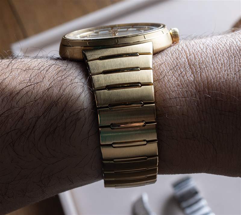 親身體驗(yàn)：路易威登重新推出高端一體式手鏈?zhǔn)直?Tambour