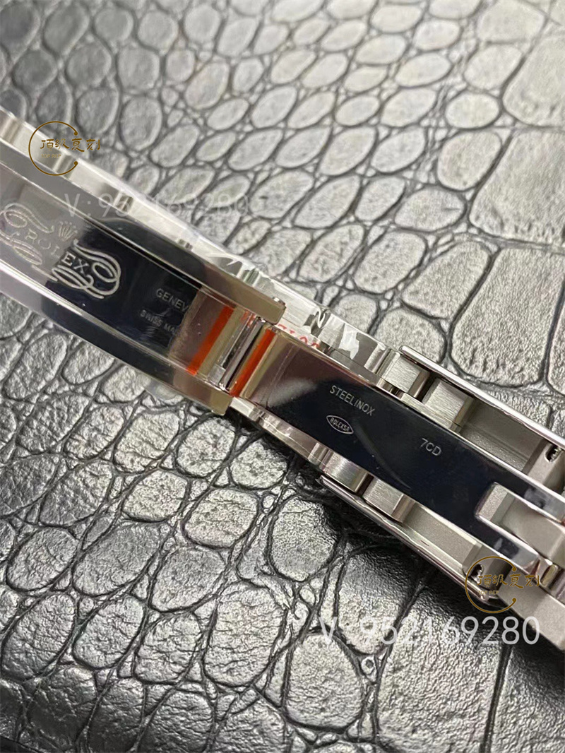 C廠(chǎng)Clean廠(chǎng)勞力士V3版熊貓迪4130機(jī)芯版對(duì)比APS廠(chǎng)熊貓迪對(duì)比評(píng)測(cè)