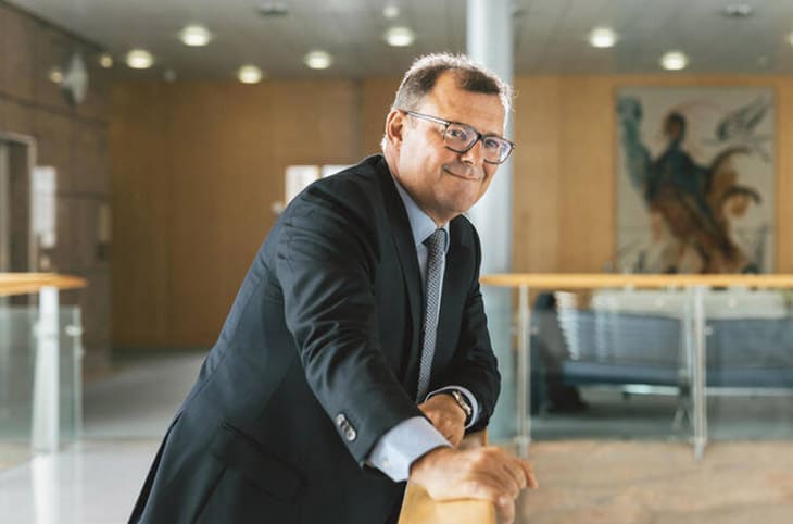 百達(dá)翡麗總裁對(duì)席維斯史泰龍拍賣6300G表款表示失望