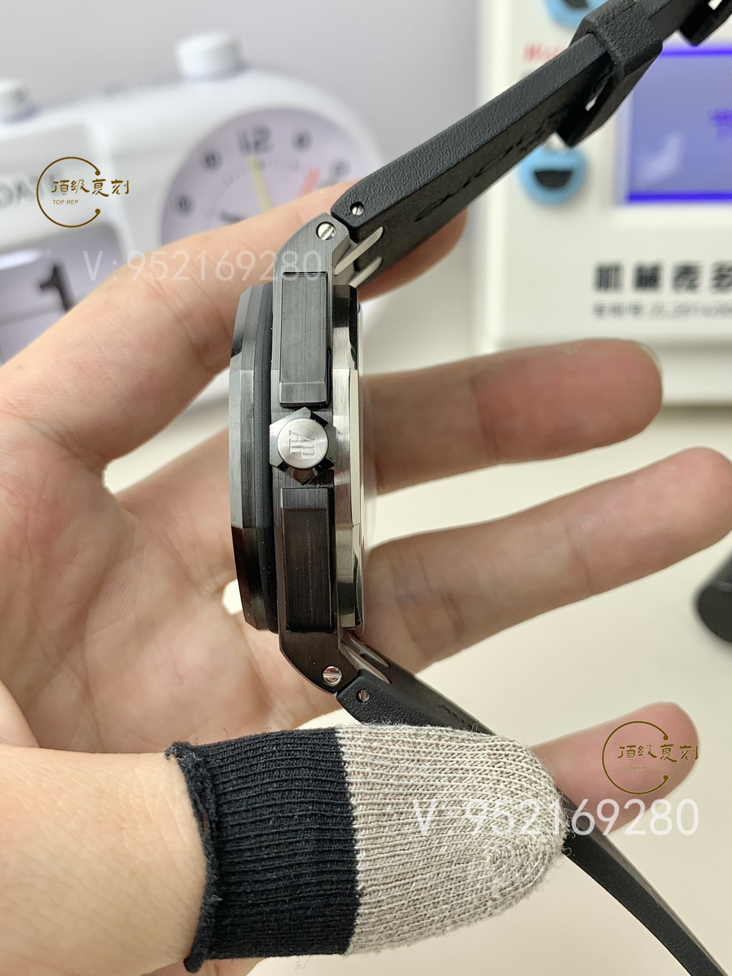 APS廠巔峰之作：愛彼皇家橡樹離岸型系列15707CE黑陶瓷腕表評(píng)測(cè)